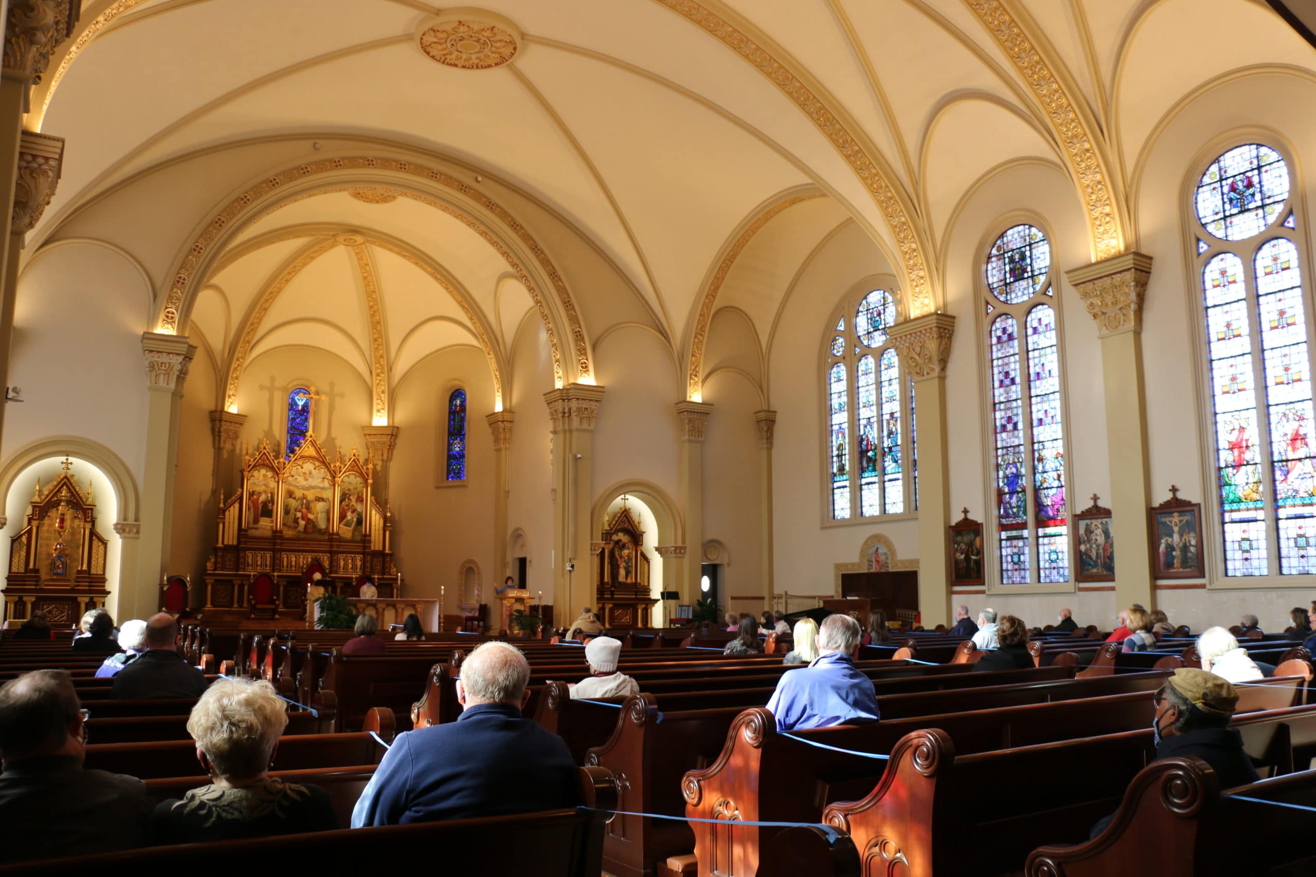 MassforLife_Cathedralinterior_2021