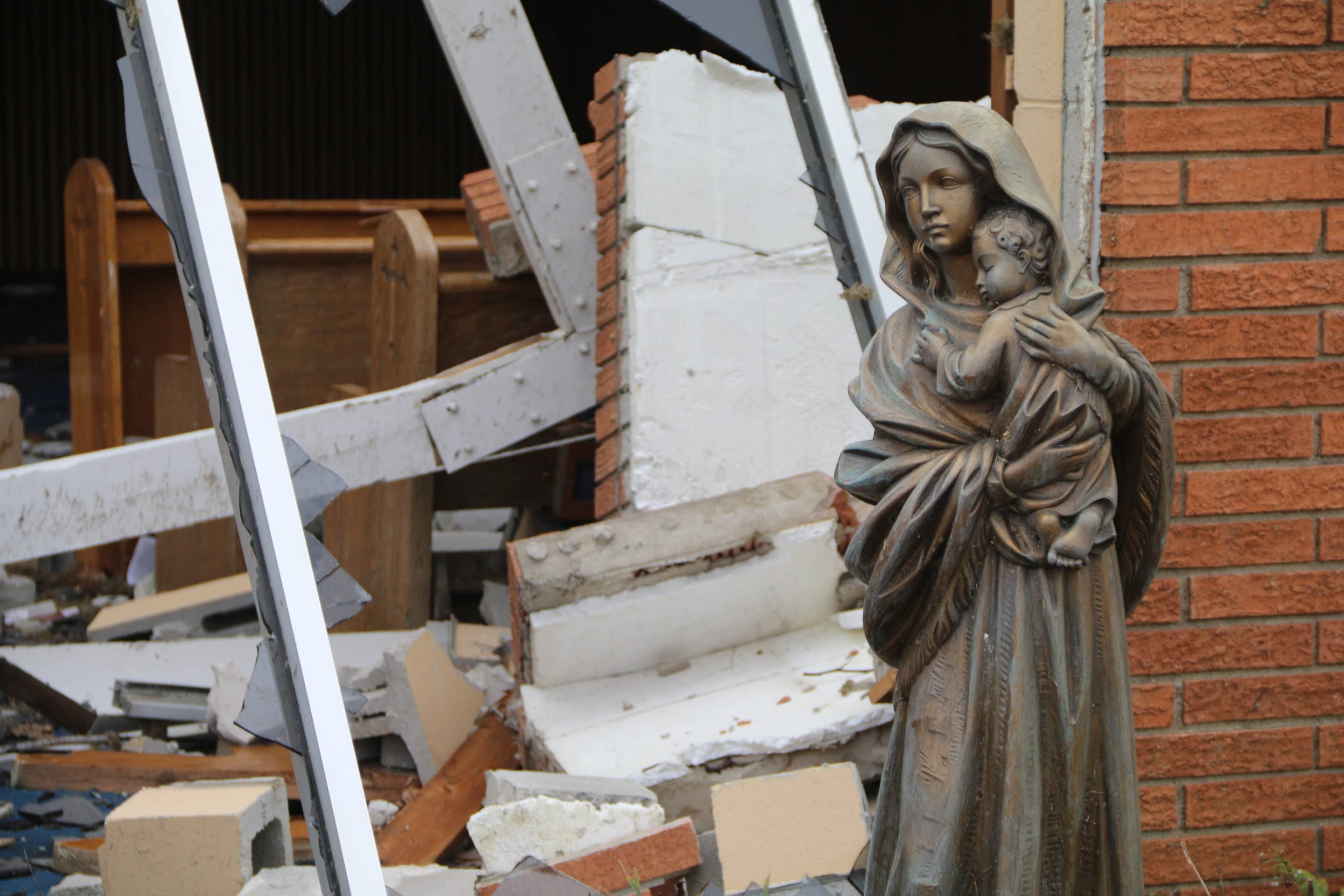 Marystatue_DawsonSprings1 Fr. Stephen Van Lal Than