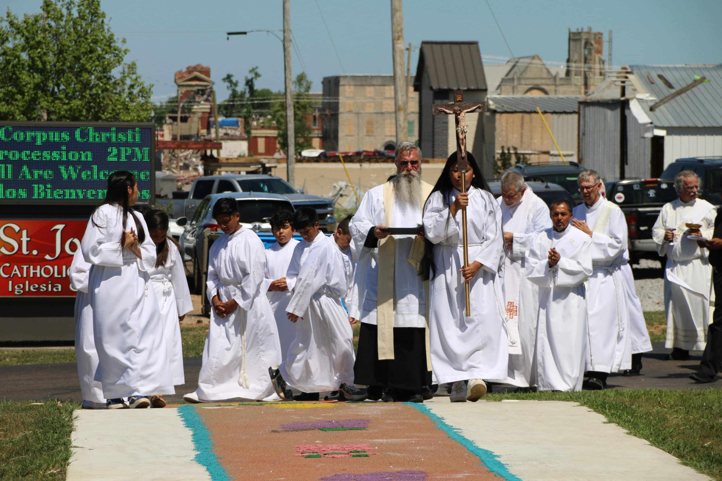 MayfieldCorpusChristi_servers Fr. Stephen Van Lal Than